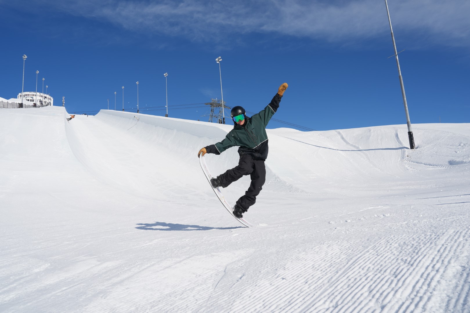 David Habluetzel, entrepreneur, sportif, etudiant 